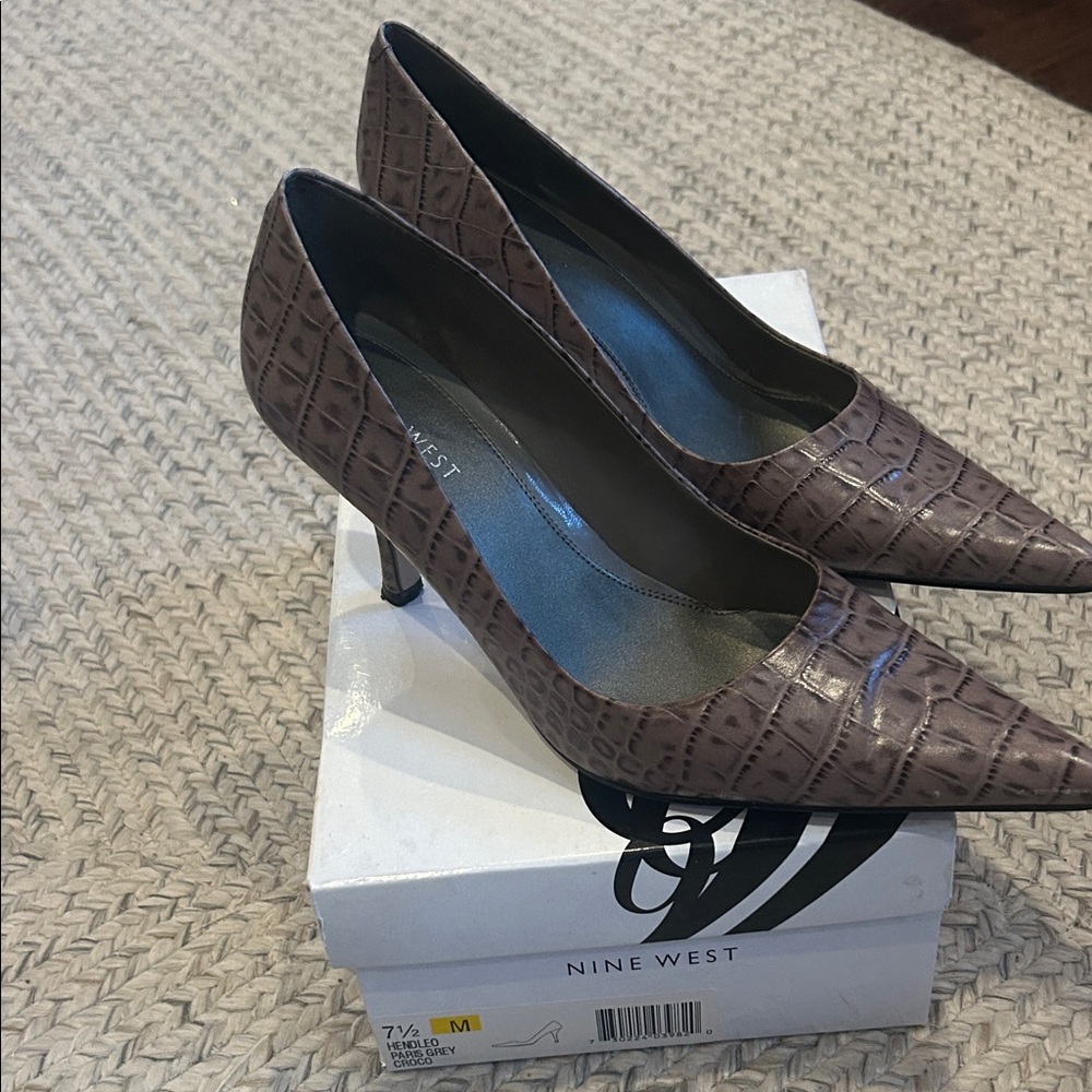 Nine West Croc-Embossed Heels in Brown